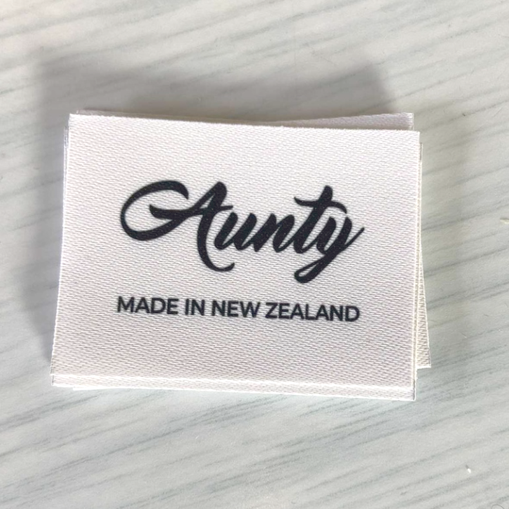 CUSTOM LABELS / Loren Westhead