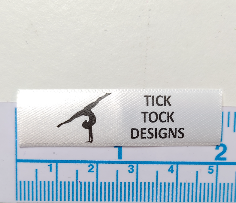 CUSTOM LABELS / Lisa McLea