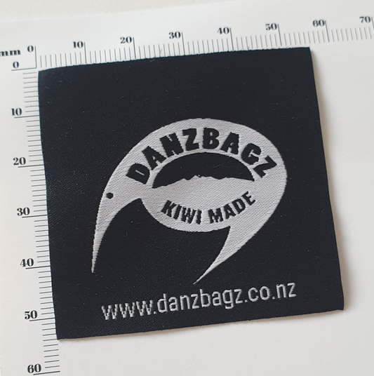 CUSTOM LABELS / Danzbagz
