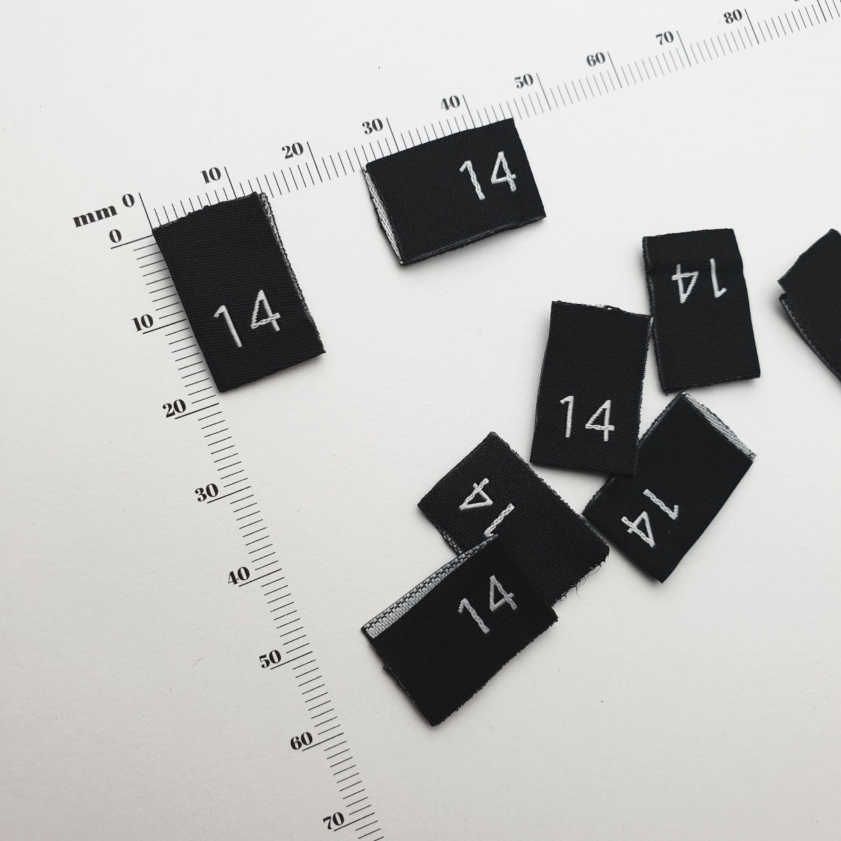 SIZE PIPS - WOVEN LABELS